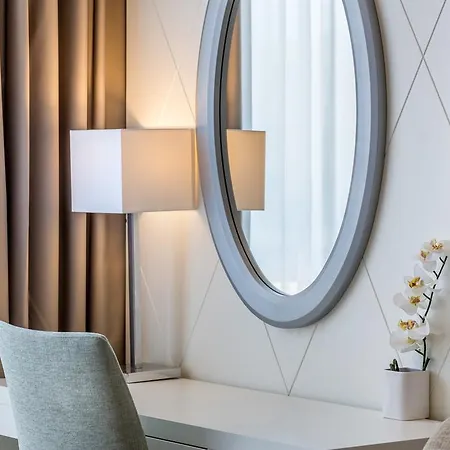 & Preelook Guest house 4*