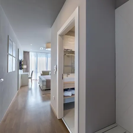 Guest house & Preelook